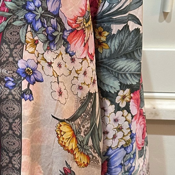 Johnny Was Fugi Brazil Flower Reversible Silk Kamono small  NWOT - Picture 6 of 10